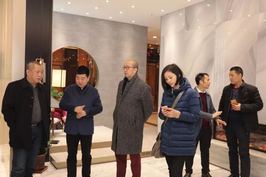 17 ���ƺ�ʢ�ɴu�P����Ş��F����ʽ�L�õ����N�̼��OӋ����һ�º��u.jpg